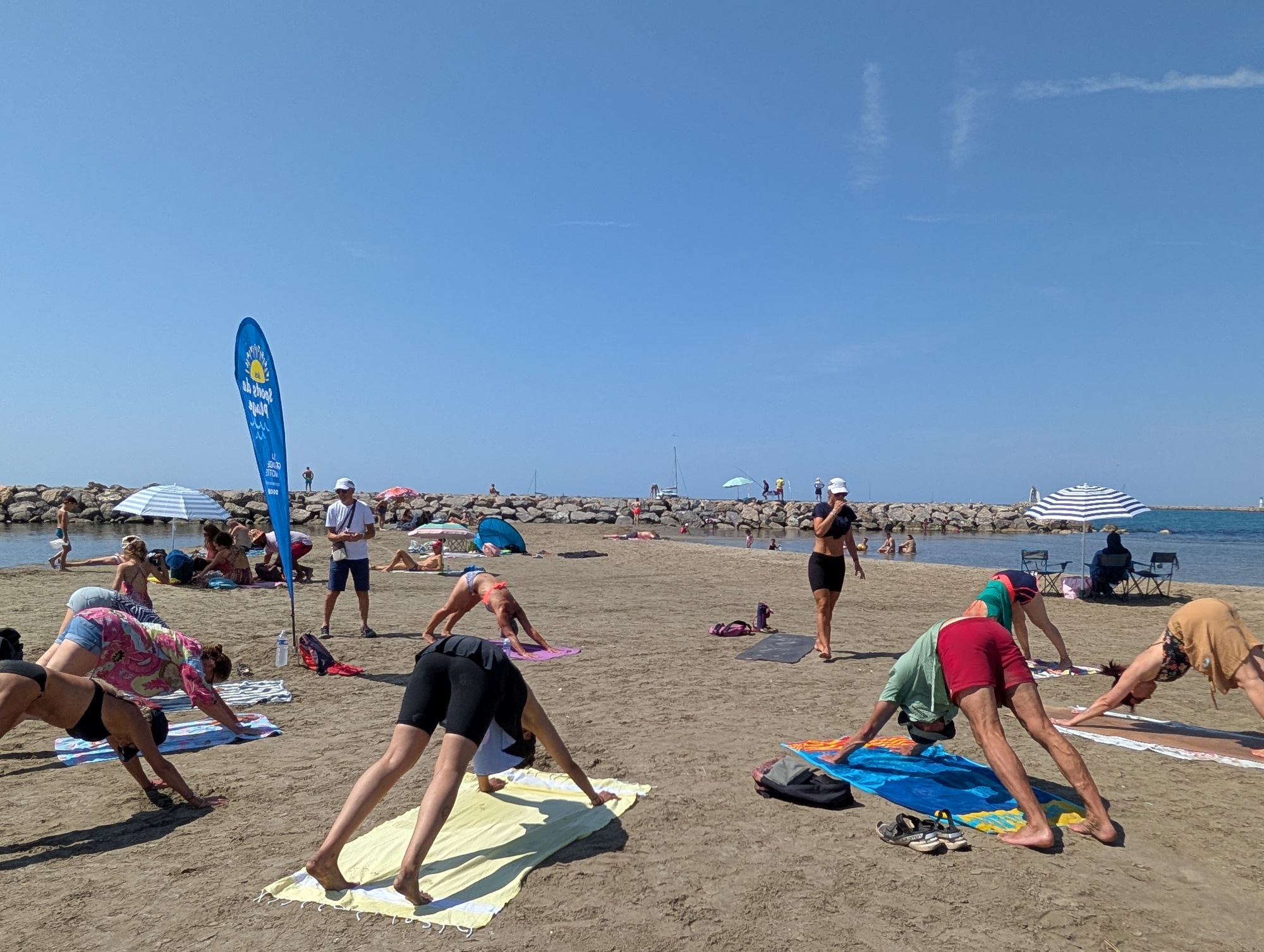 Yoga sur la plage